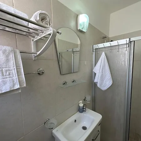 Aparthotel Dormita *